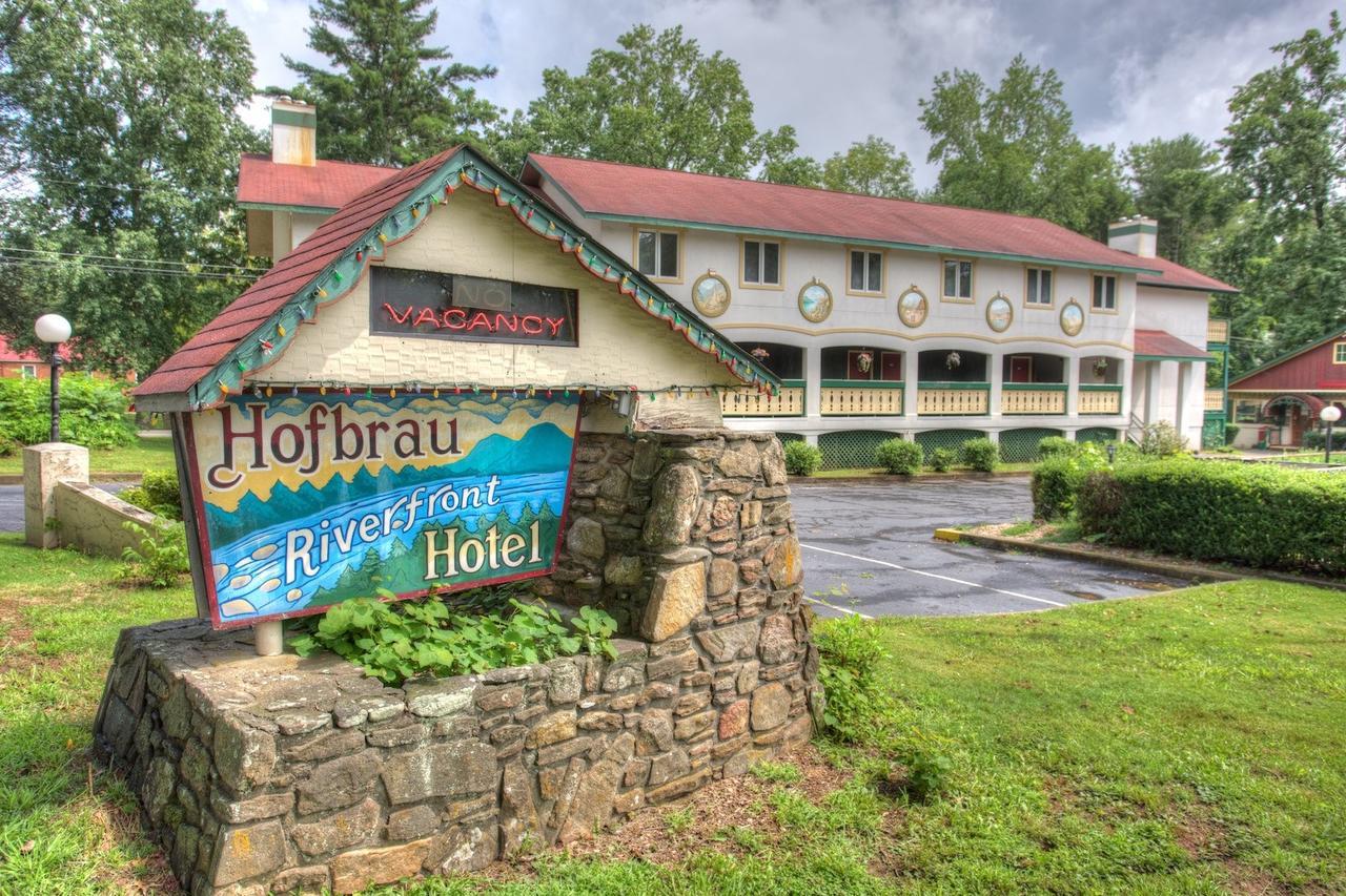 Hofbrau Riverfront Hotel Гелен Екстер'єр фото